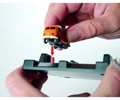 Carson 1:87 USB Four Point Charger Unit -Afstandsbediening Speelgoed Winkel 1 87 usb four point charger unit 500504145 en 04